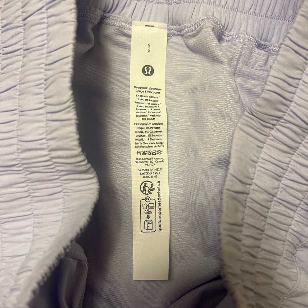 Lululemon Serene Blue Shake It Out High Rise Running Short 2.5 - Picture 6 of 9